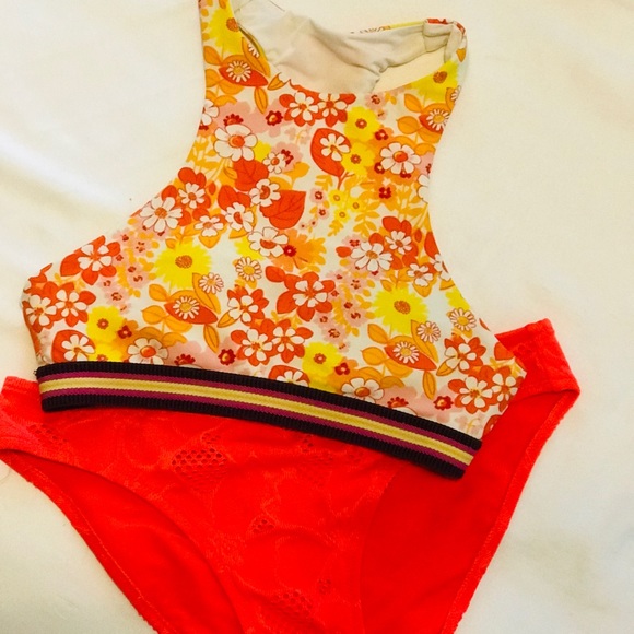 🧡🌺AERIE-ORANGE FLORAL BRIGHT RACERBACK BIKINI TOP🌺🧡 - Picture 11 of 11